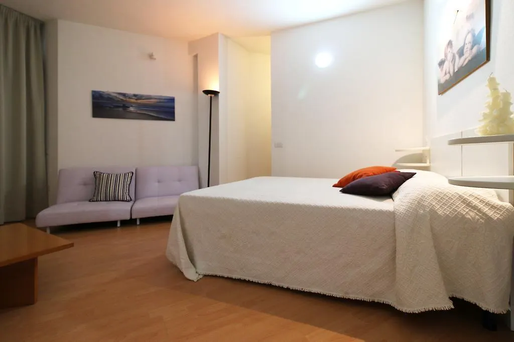 Holiday home Isola Rossa Italia
