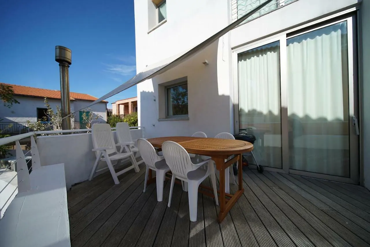 Holiday Home Isola Rossa
